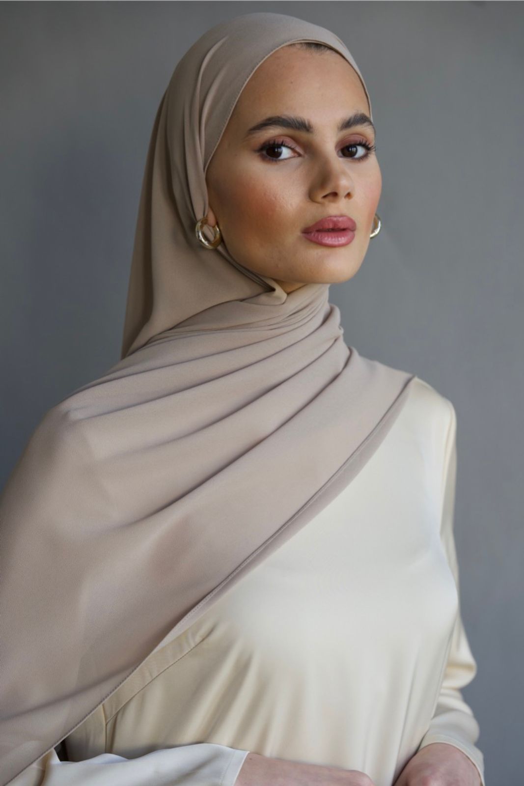 Premium Chiffon Hijab with Bone "sandy"