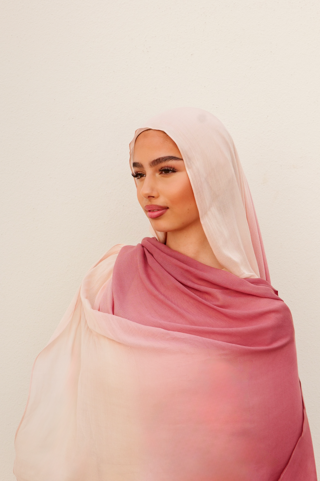 Ombre Modal Hijab "Fragolina"