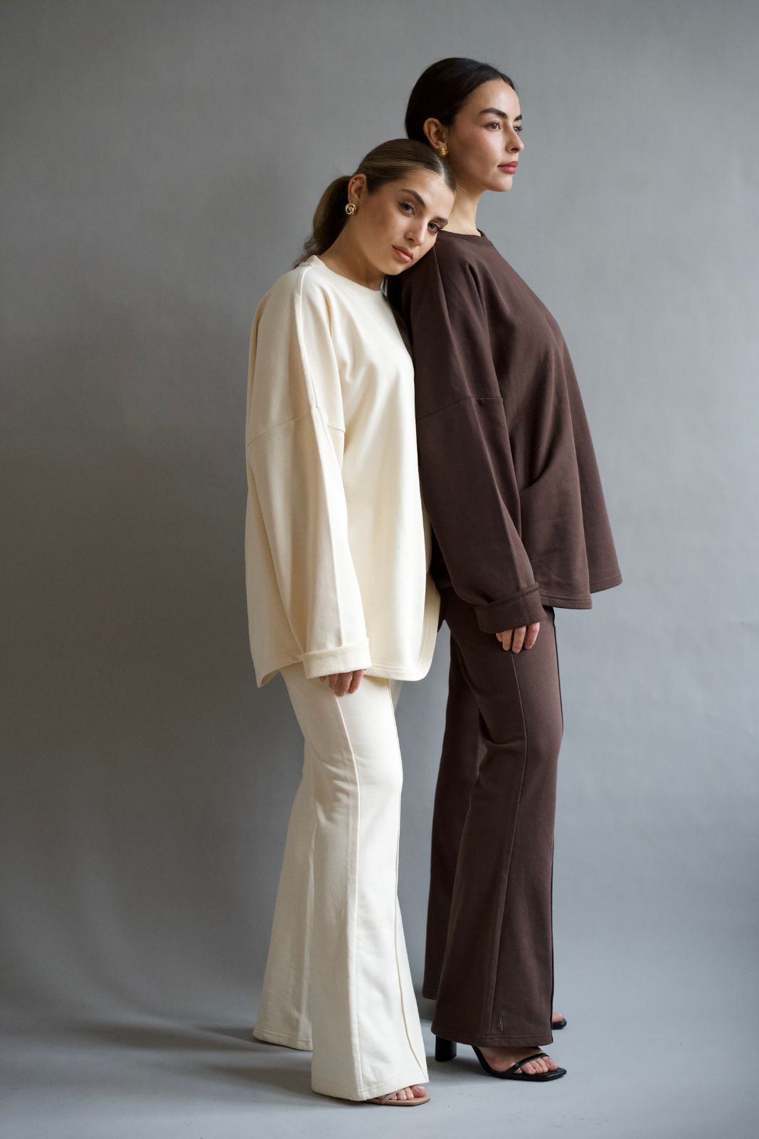 LIA Cozy Sweater - Choco