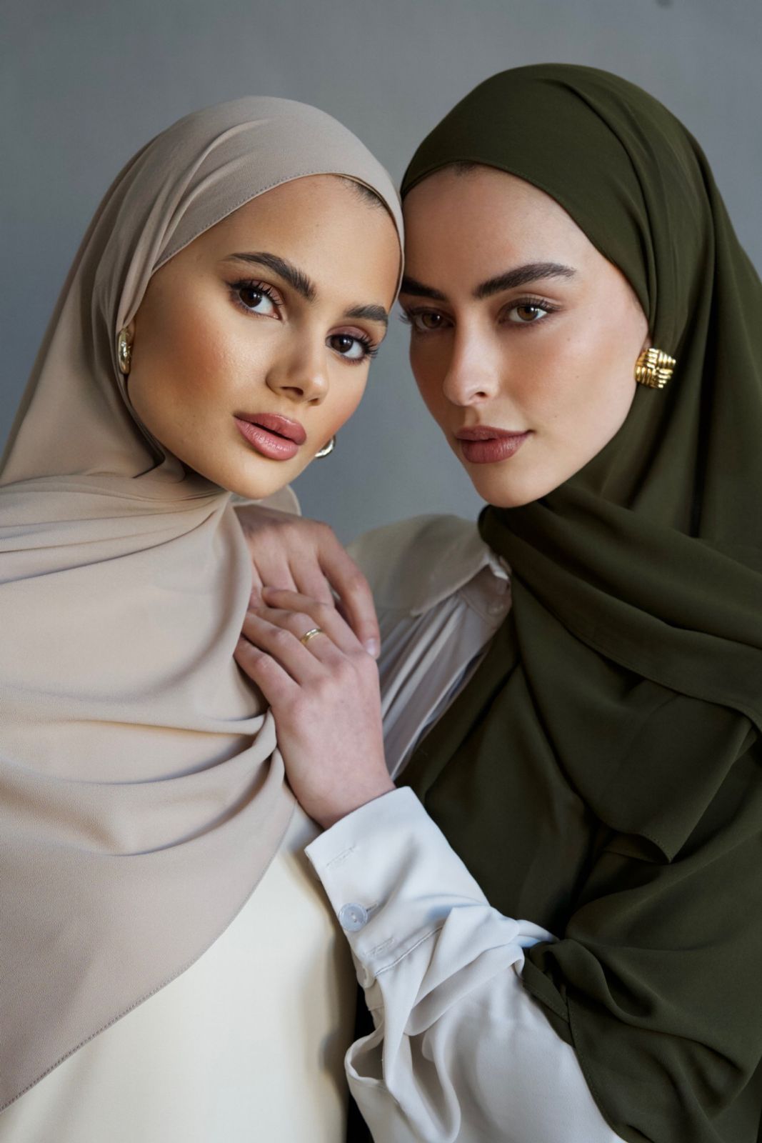 Premium Chiffon Hijab with Bone "dark olive"