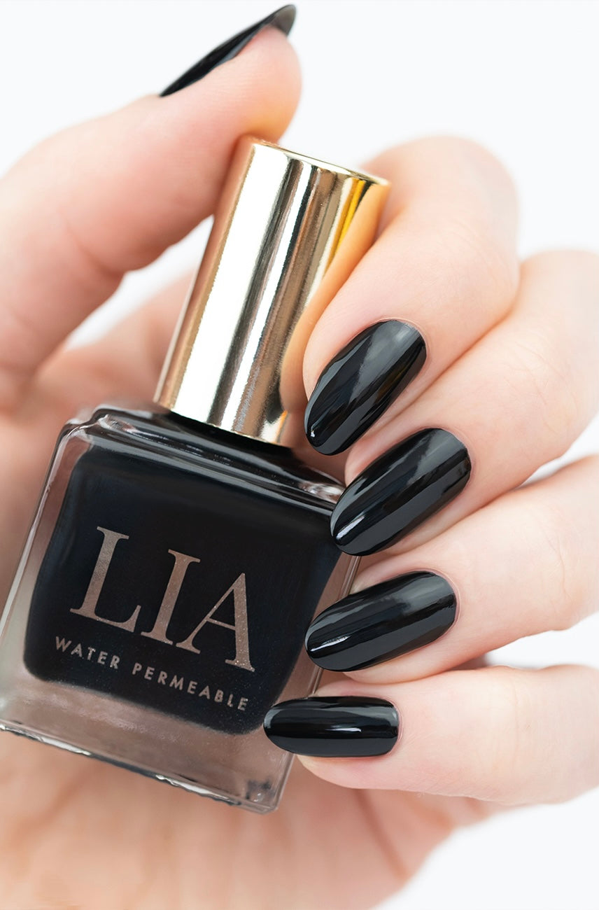 LIA Halal nail polish ,,Night,,