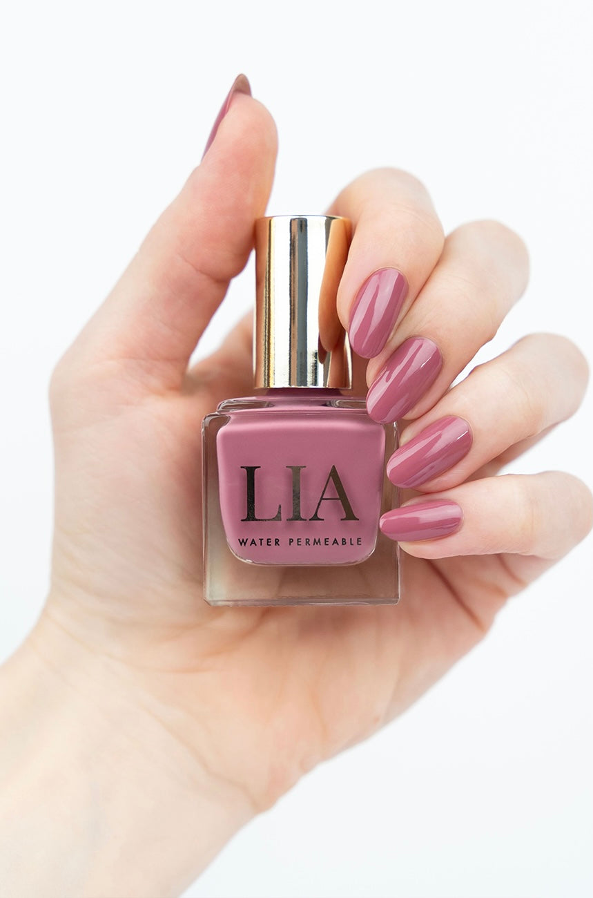 LIA Halal Nail Polish "Spicy Cinnamon"
