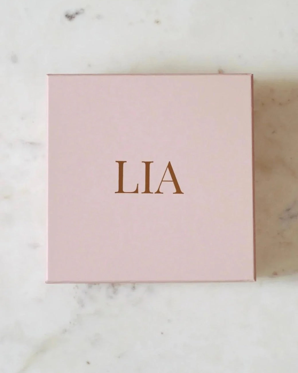 GIFT BOX