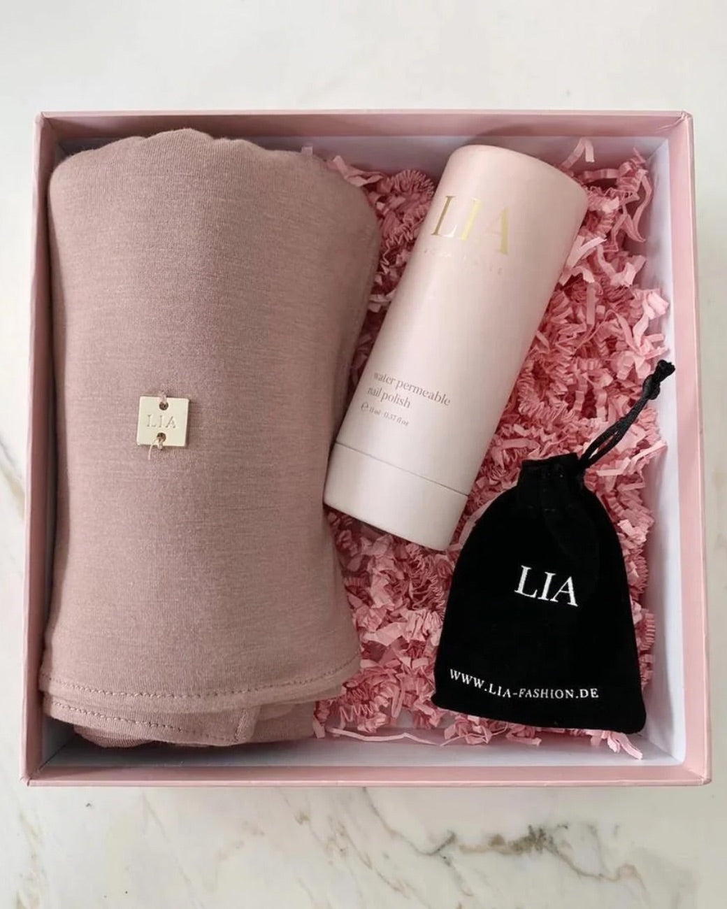 GIFT BOX