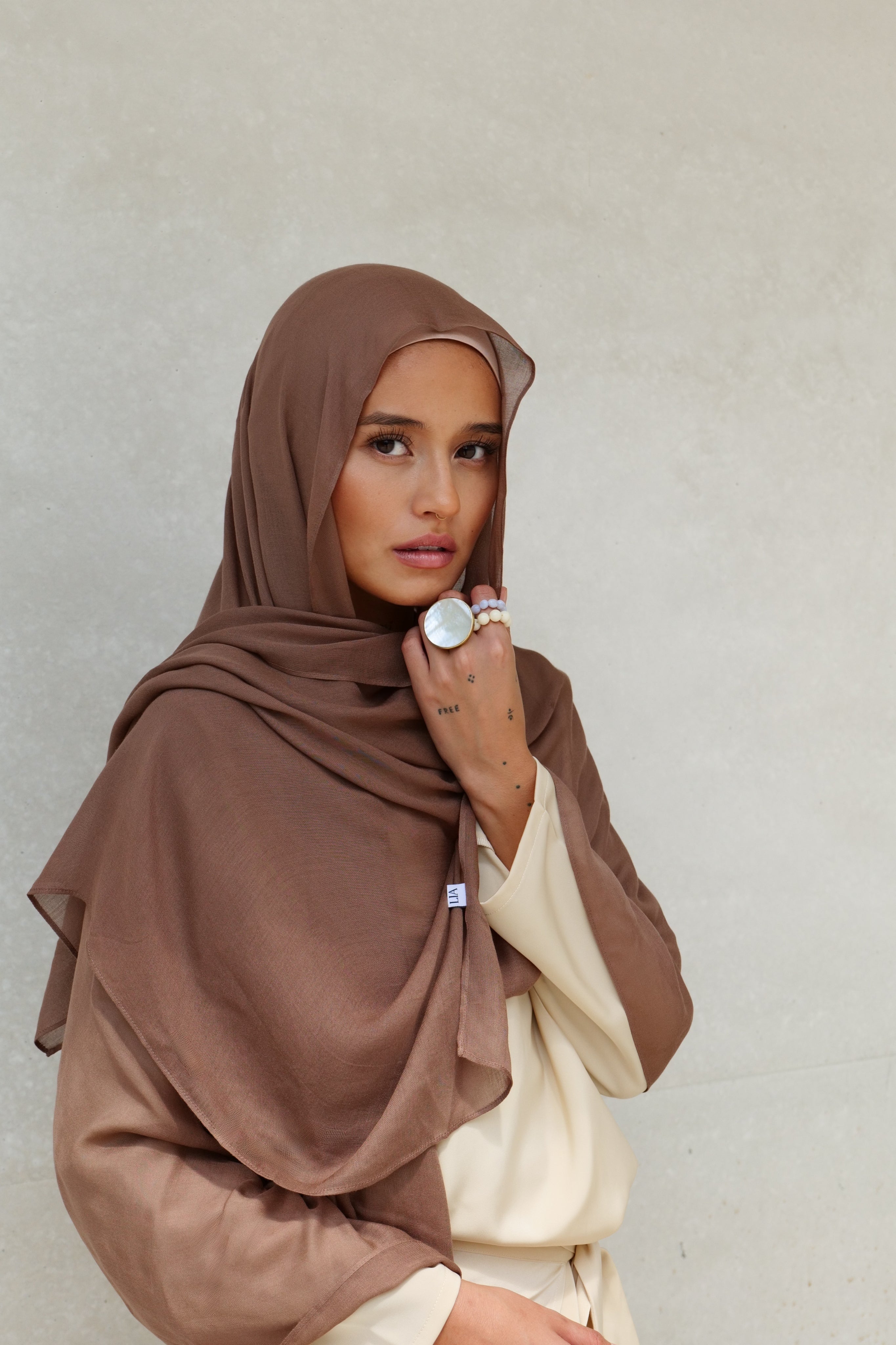 Modal Hijab "Olive"
