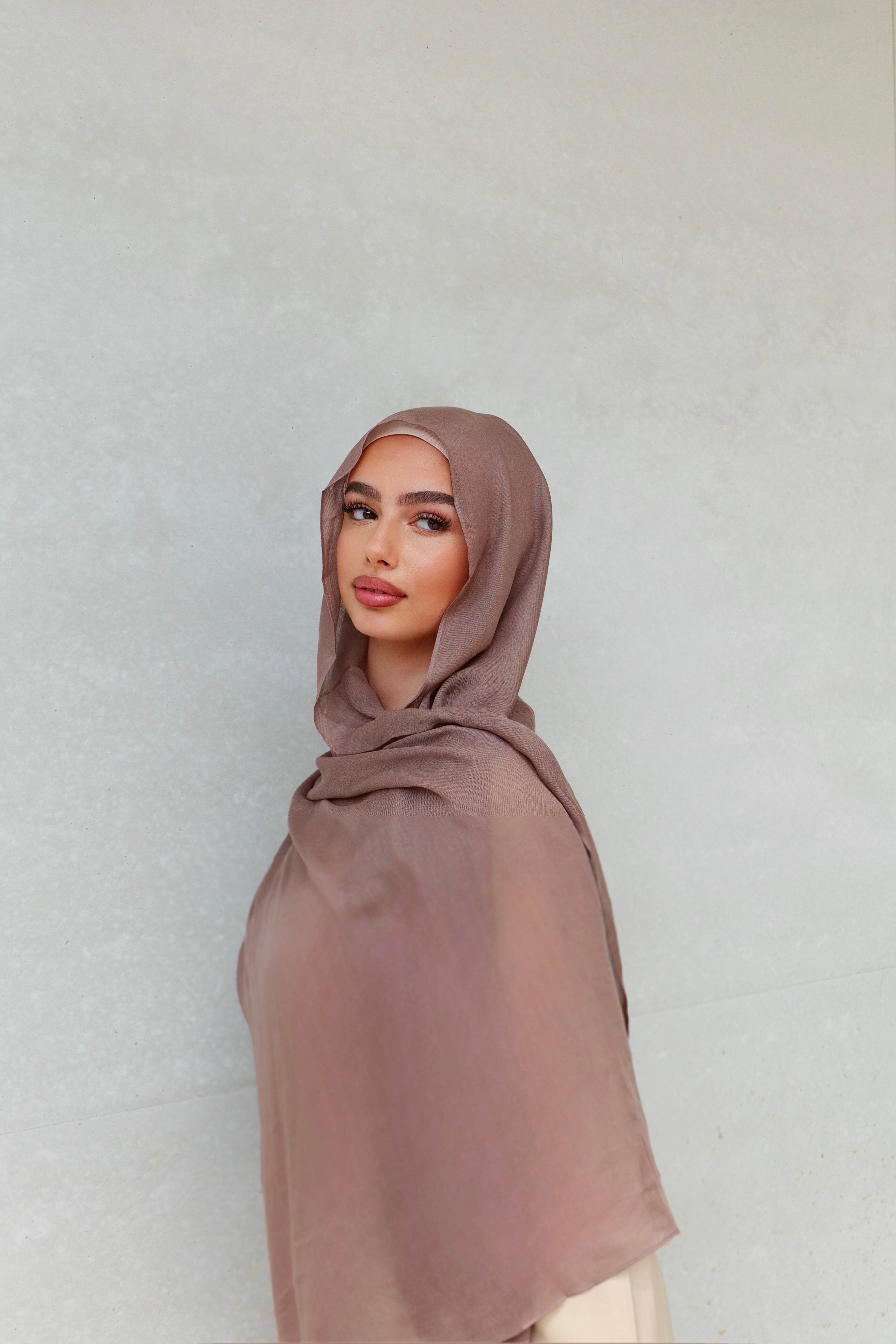 Modal Hijab "Brownie Babe"