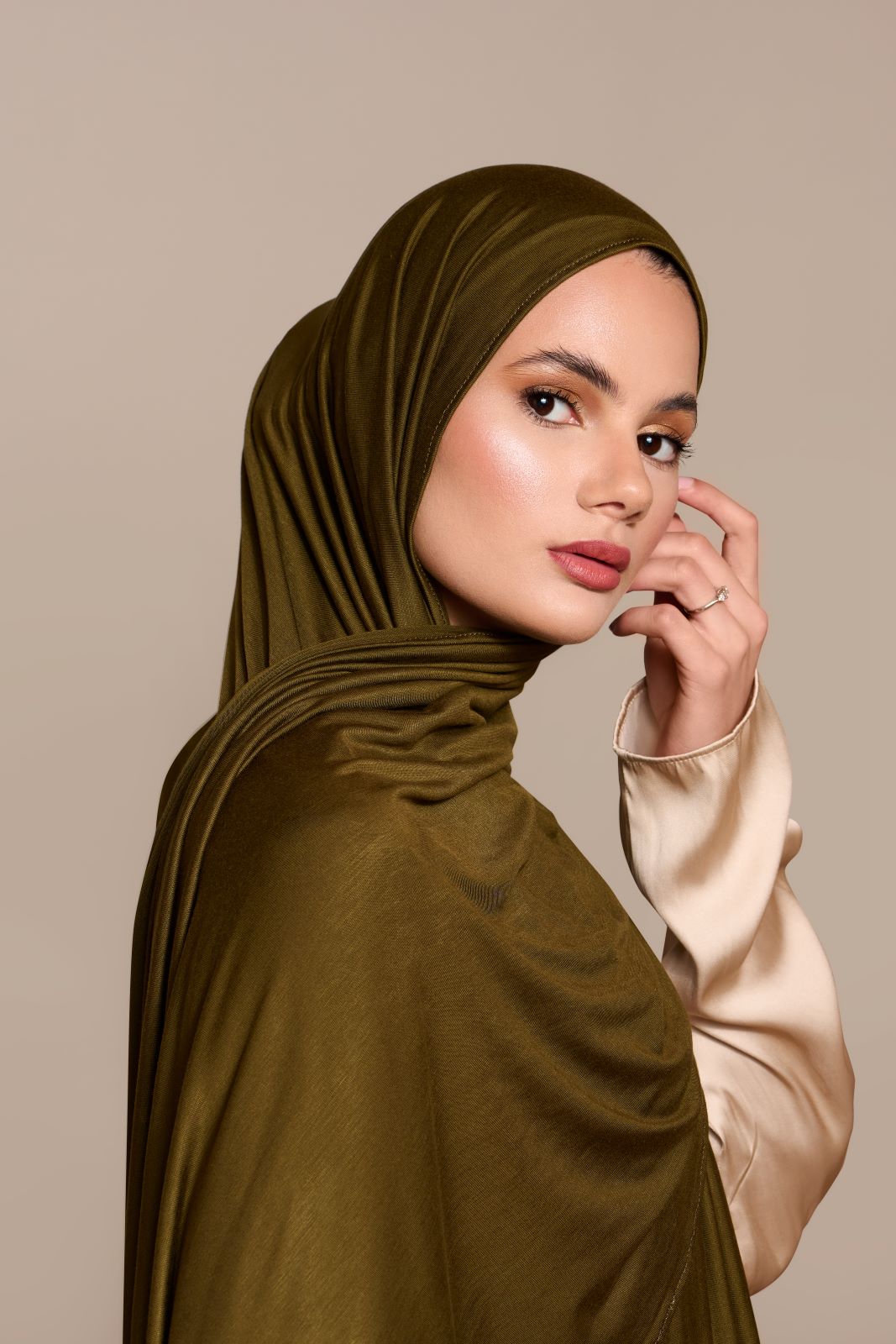 Instant Premium Jersey Hijab Dark Olive left right